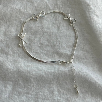 Silver Bow Bracelet