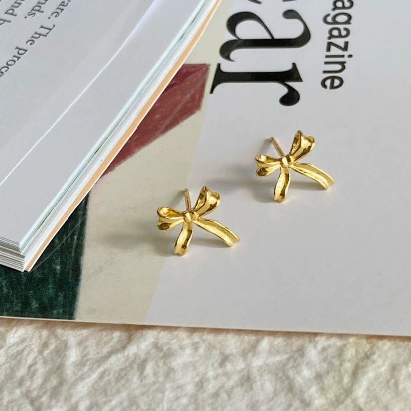 Bow Stud Earrings (Solid Silver) - Loretta - Hypoallergenic - Abbott Atelier