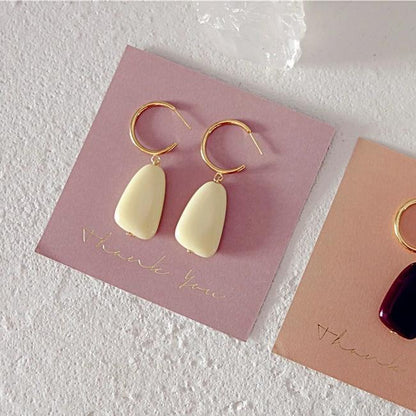 [Clearance] White Resin Earrings - Hypoallergenic - Abbott Atelier