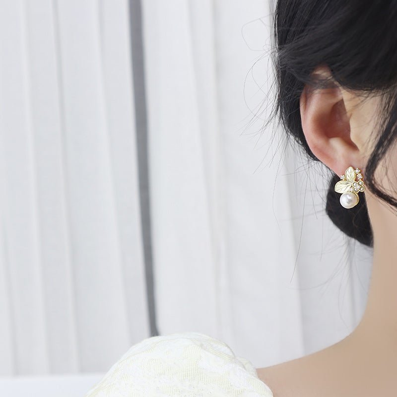 Floral Pearl Earrings - Hypoallergenic - Abbott Atelier