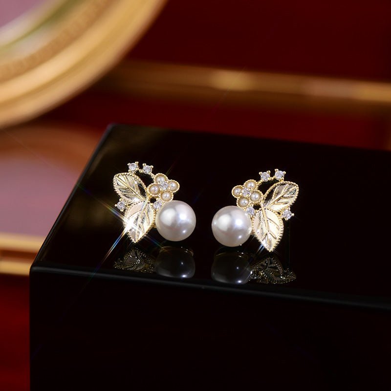 Floral Pearl Earrings - Hypoallergenic - Abbott Atelier