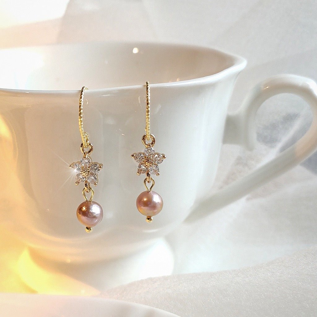 Flower and Pearl Earrings - Gold - Plated - Abbott Atelier