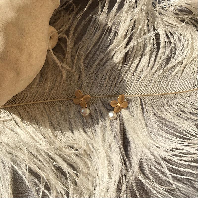 Flower & Pearl Earrings - Freshwater Pearls - Abbott Atelier
