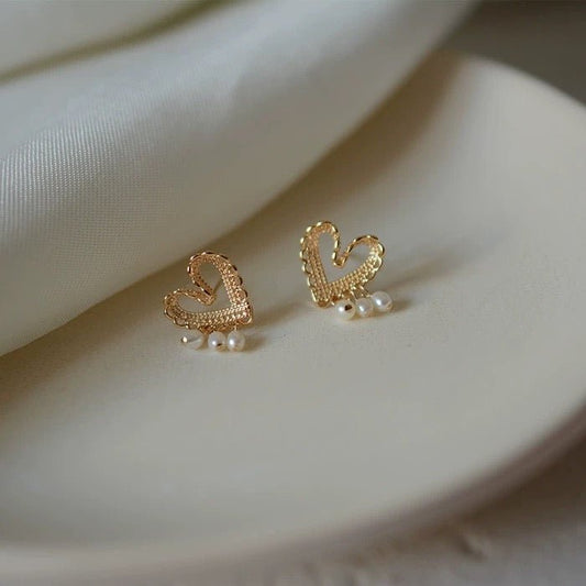 Heart and Pearl Stud Earrings - Hypoallergenic - Abbott Atelier