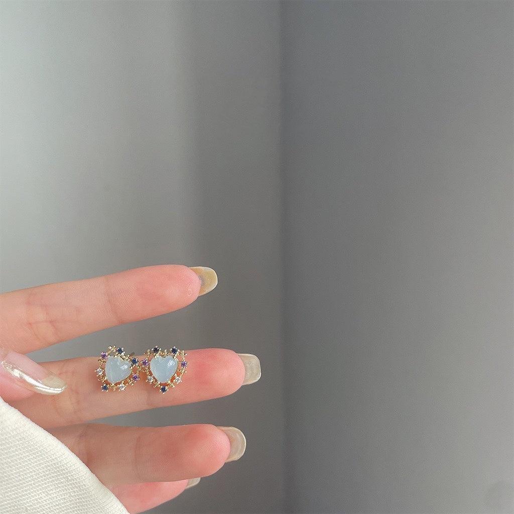 Heart Stud Earrings - Chloe - Hypoallergenic - Abbott Atelier