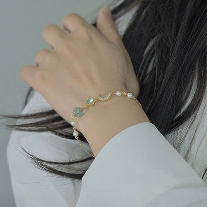 Moon and Star Bracelet (Solid Silver) - Hypoallergenic - Abbott Atelier