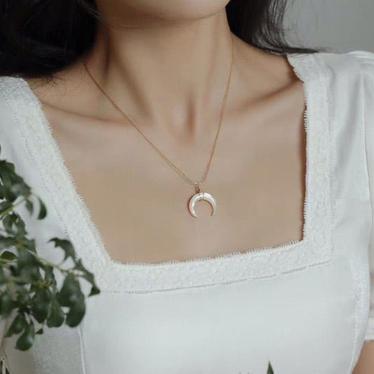 Moonlight Necklace (Solid Silver) - Hypoallergenic - Abbott Atelier