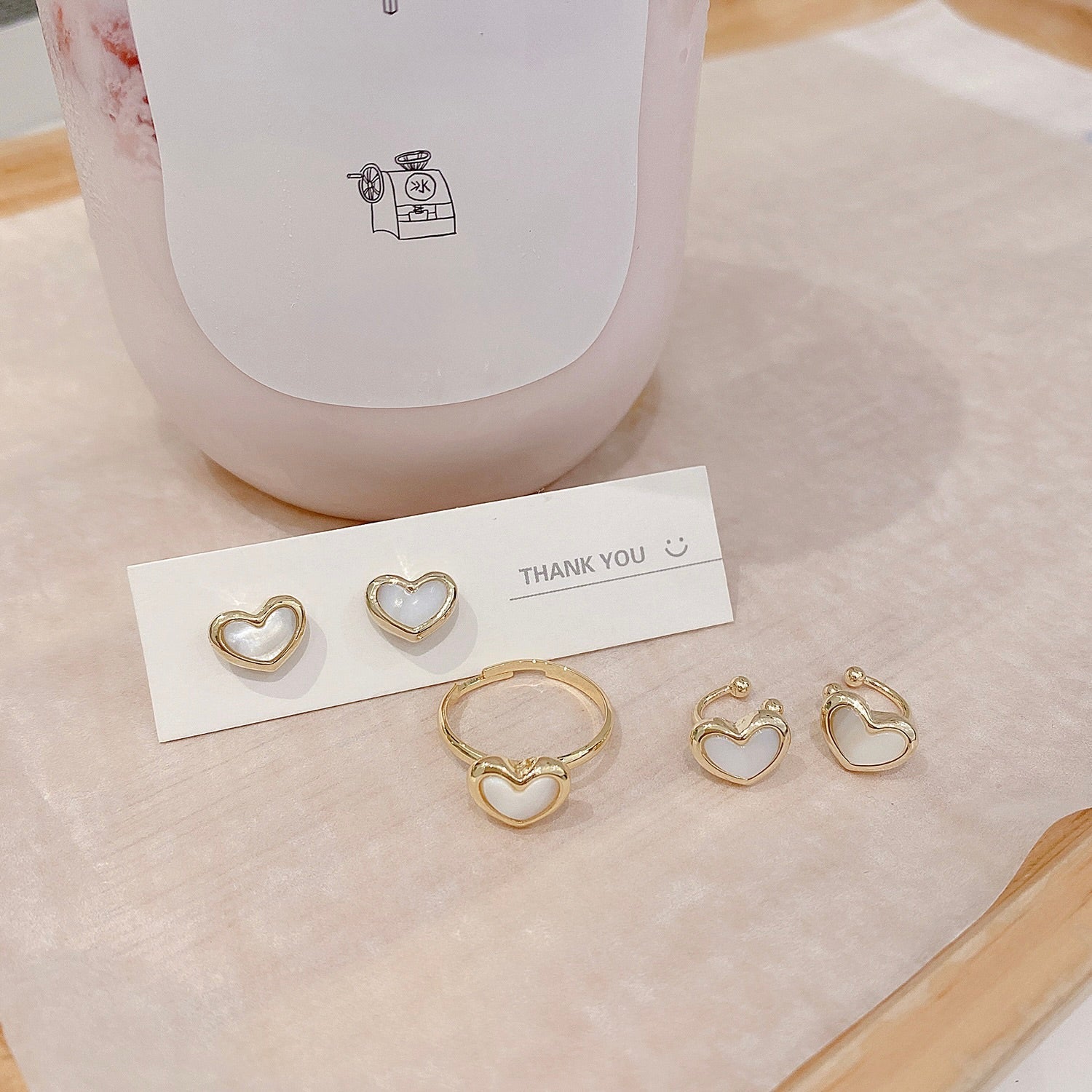 Pearl Heart Stud Earrings - Hypoallergenic - Abbott Atelier