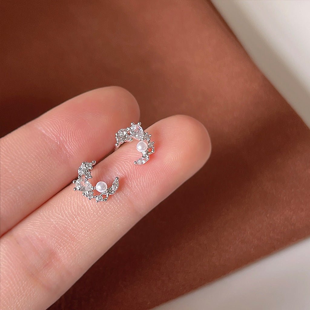 Pearly Moon Stud Earrings - Hypoallergenic - Abbott Atelier