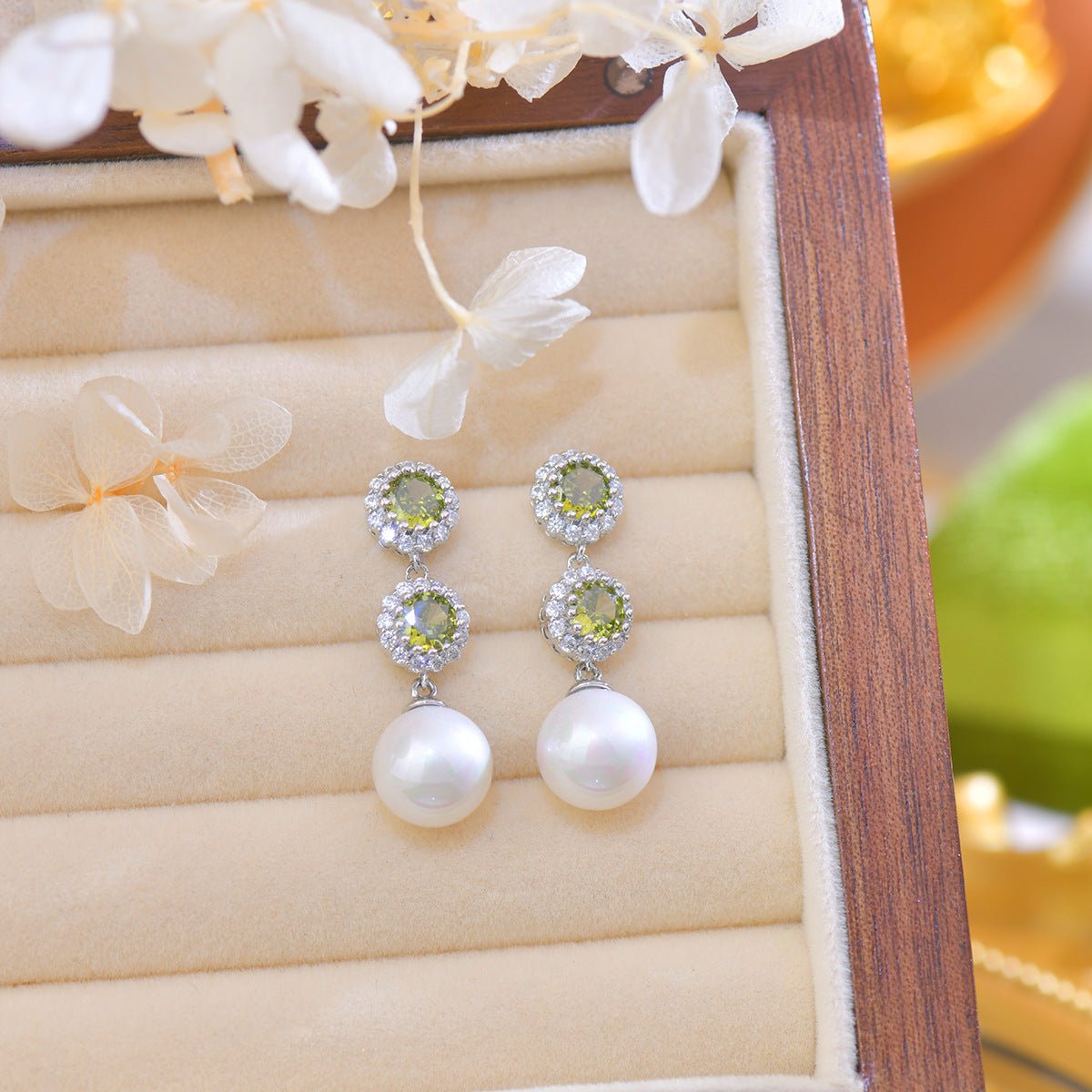 Peridot Pearl Earrings - Hypoallergenic - Abbott Atelier