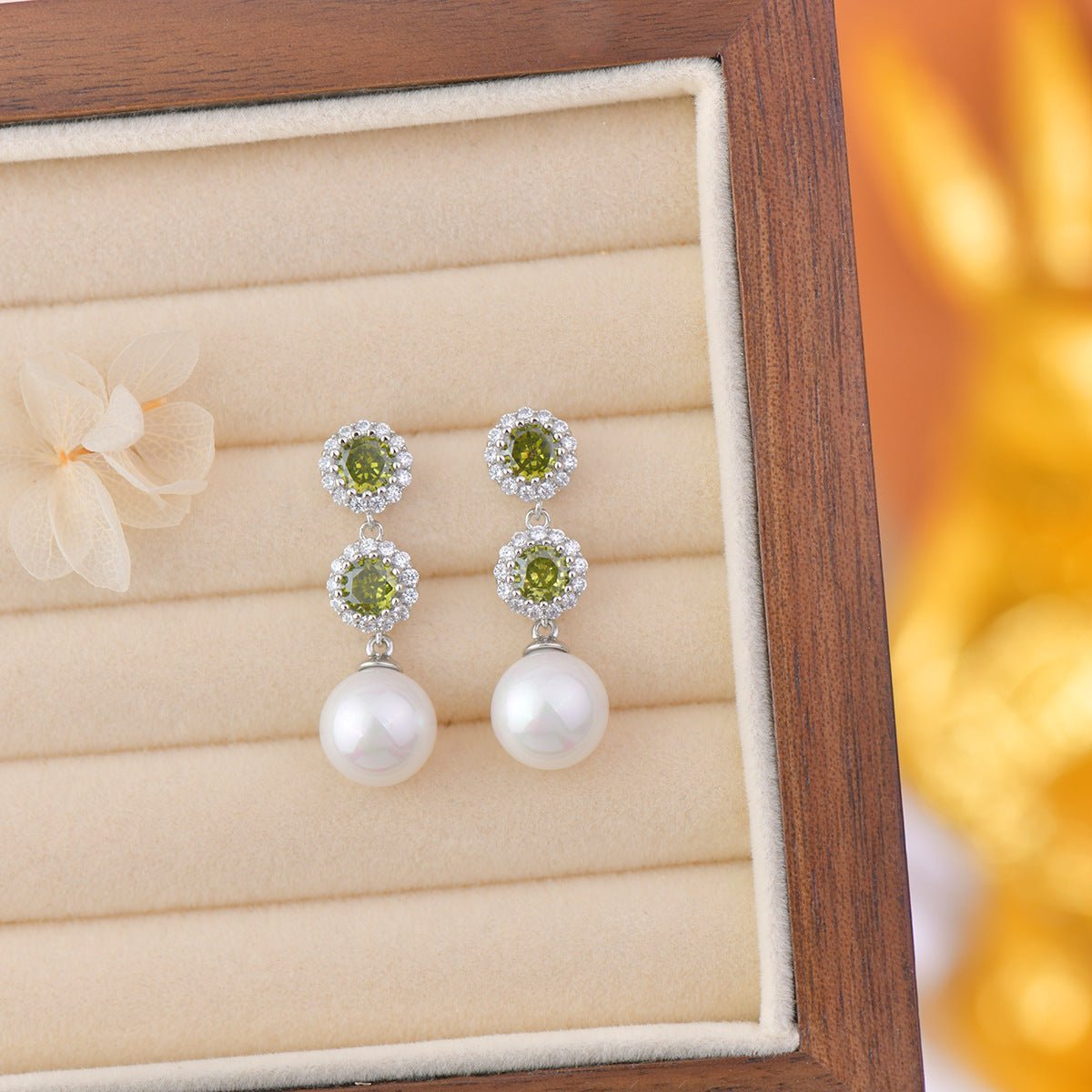 Peridot Pearl Earrings - Hypoallergenic - Abbott Atelier