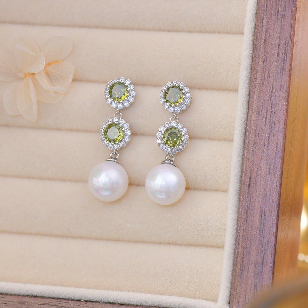 Peridot Pearl Earrings - Hypoallergenic - Abbott Atelier