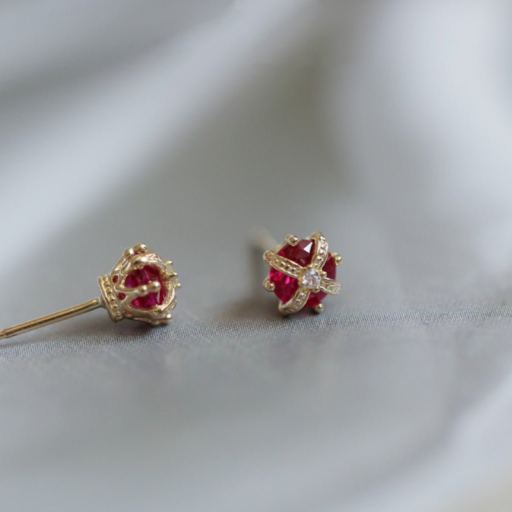 Royal Crown Stud Earrings - Hypoallergenic - Abbott Atelier