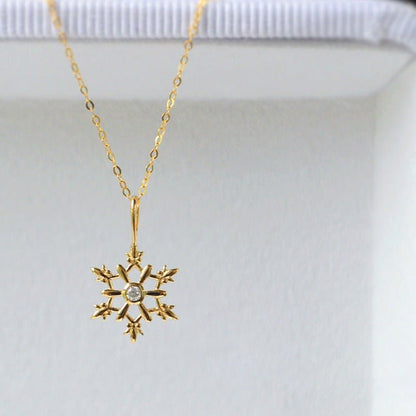 Snowflake Necklace - Joan (Solid Silver) - Hypoallergenic - Abbott Atelier