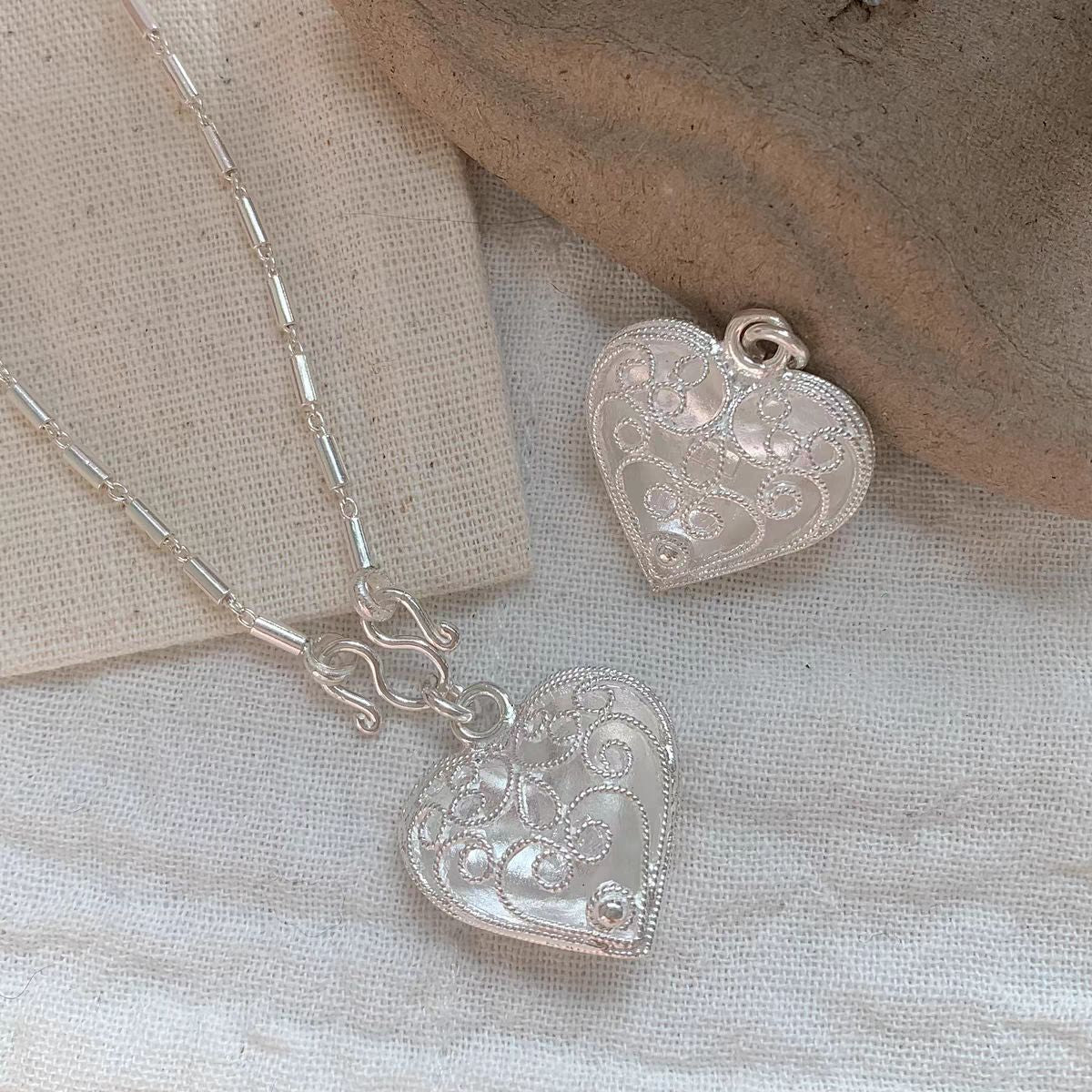 Vintage Heart Necklace - Silver Plated - Abbott Atelier